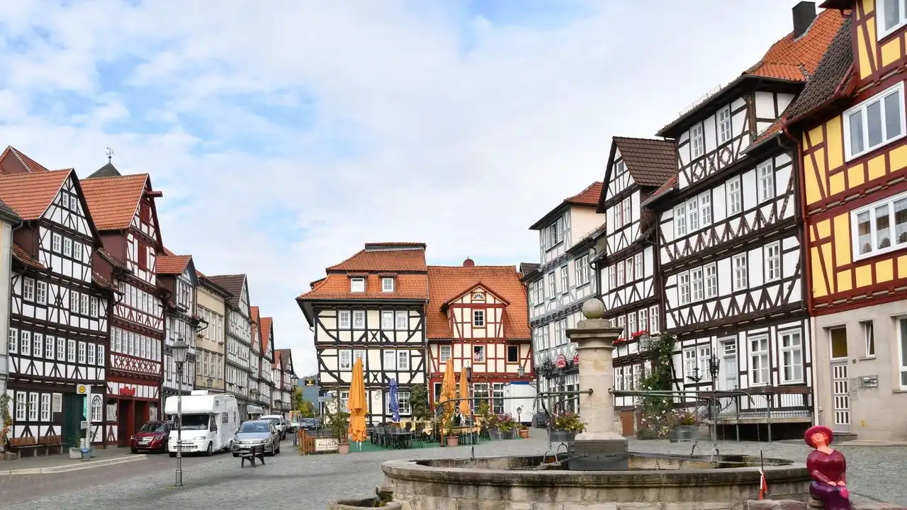 German Word Order Follows Simple Rules. Here Is How It Works